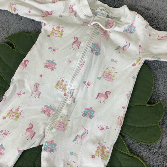 Kissy Kissy Unicorn and Castles Zip Footie - Newborn - Picture 3 of 5